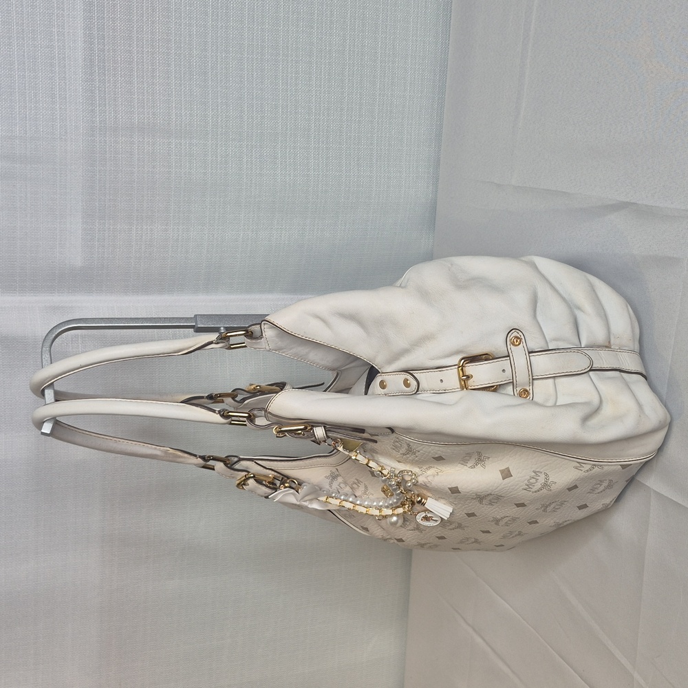 MCM White Shoulder Bag with Logo Pattern - Picture 5 of 17